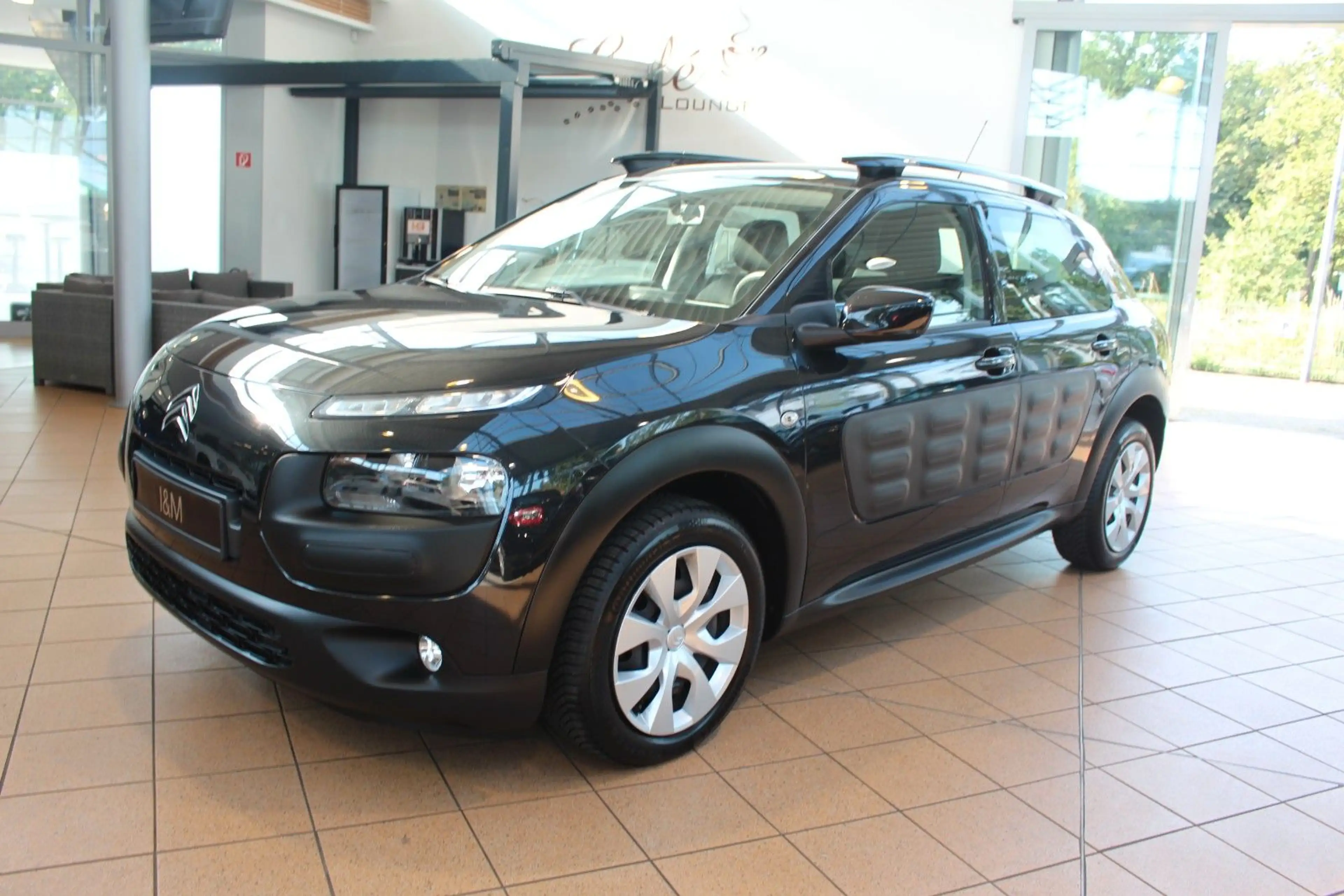 Citroen C4 Cactus Feel+ Kamera+PDC+SHZ+ — photo 2
