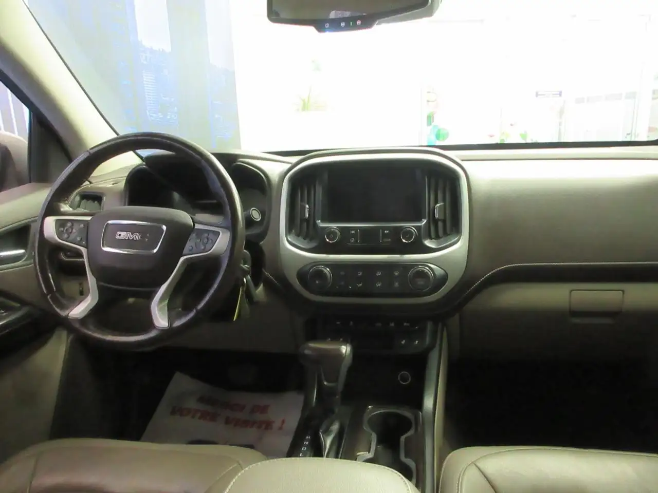 GMC Canyon снимка GMC Canyon