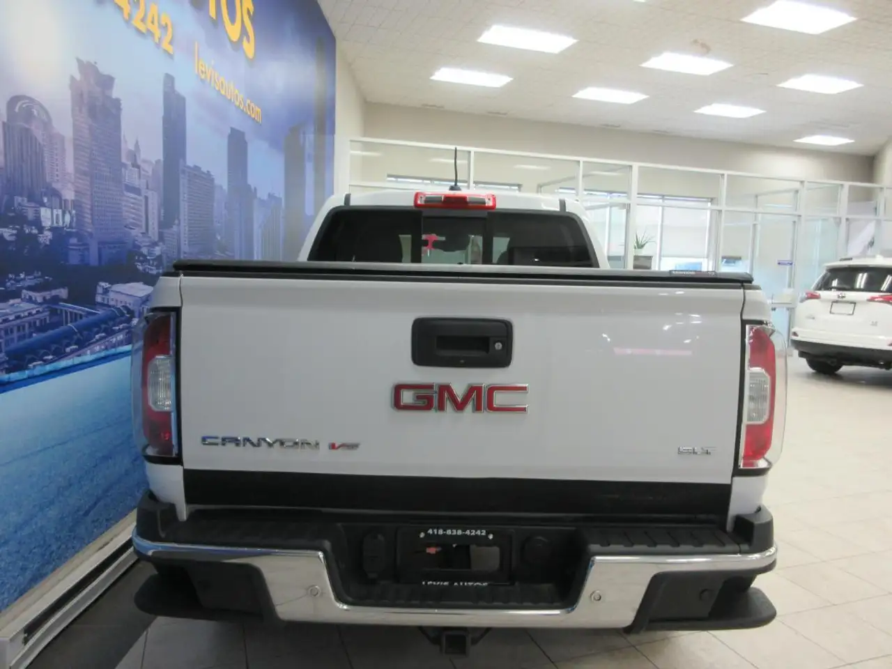 GMC Canyon снимка GMC Canyon