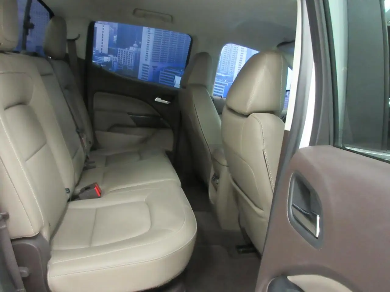 GMC Canyon снимка GMC Canyon