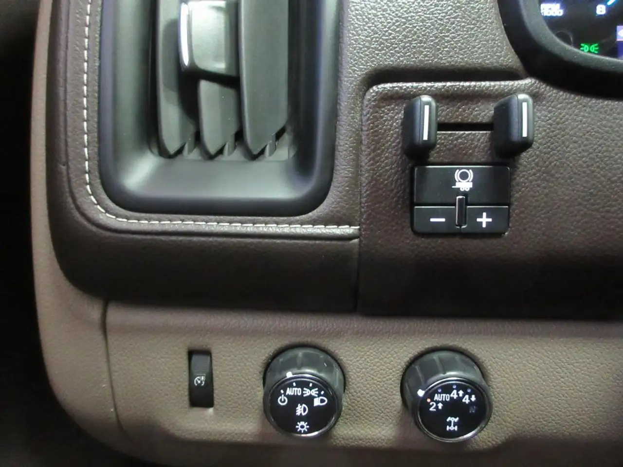 GMC Canyon снимка GMC Canyon