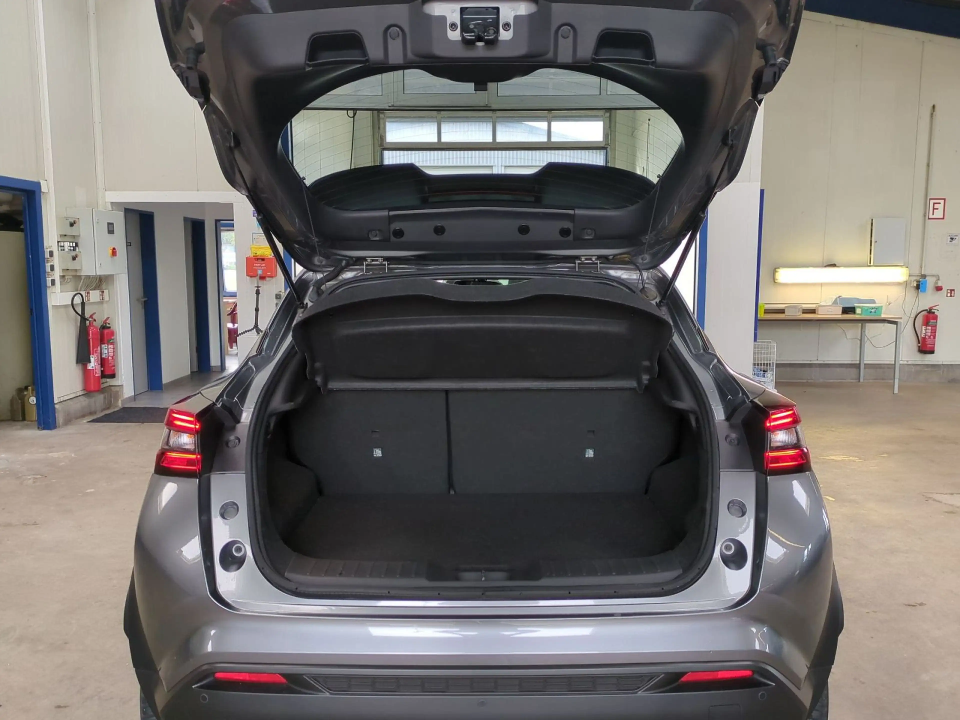 Nissan Juke 1.0 DIG-T N-Connecta*Navi*RFK*SHZ*uvm.* — photo 10