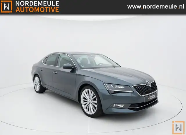 Skoda Superb 1.8 TSI SPORTLINE BNS, Xenon, Pano, Navi