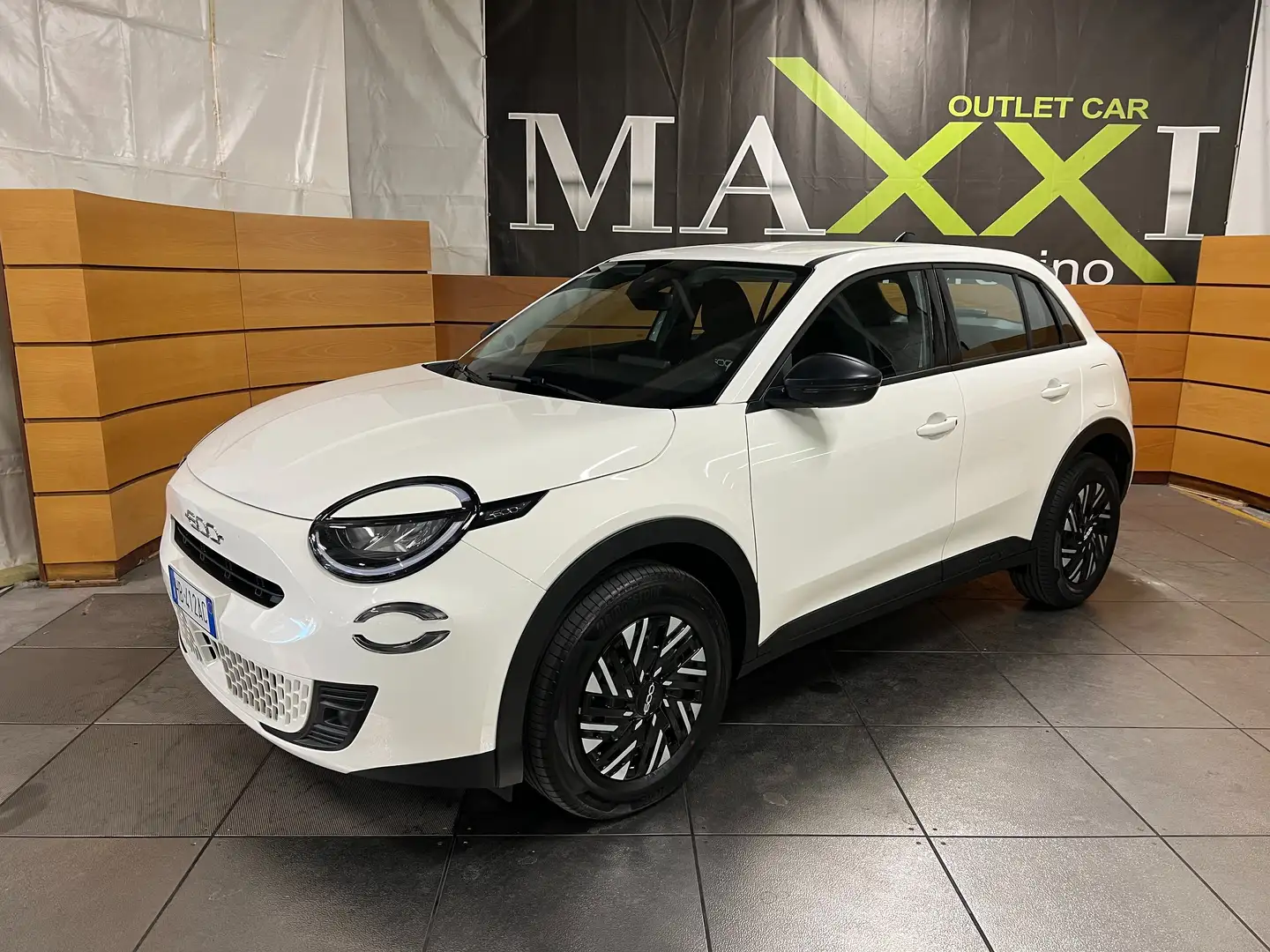 Fiat 600 600 IV 2023 1.2 hybrid 110cv auto Bianco - 1