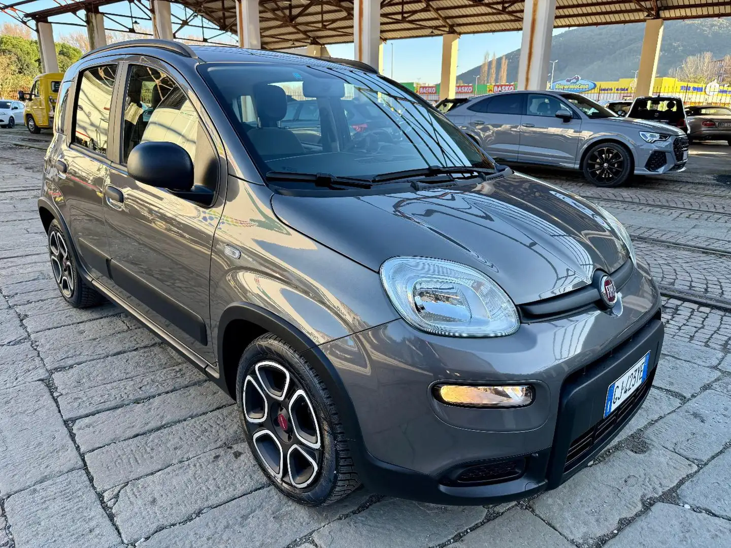 Fiat Panda 1.0 FireFly S&S Hybrid City Life Grigio - 1