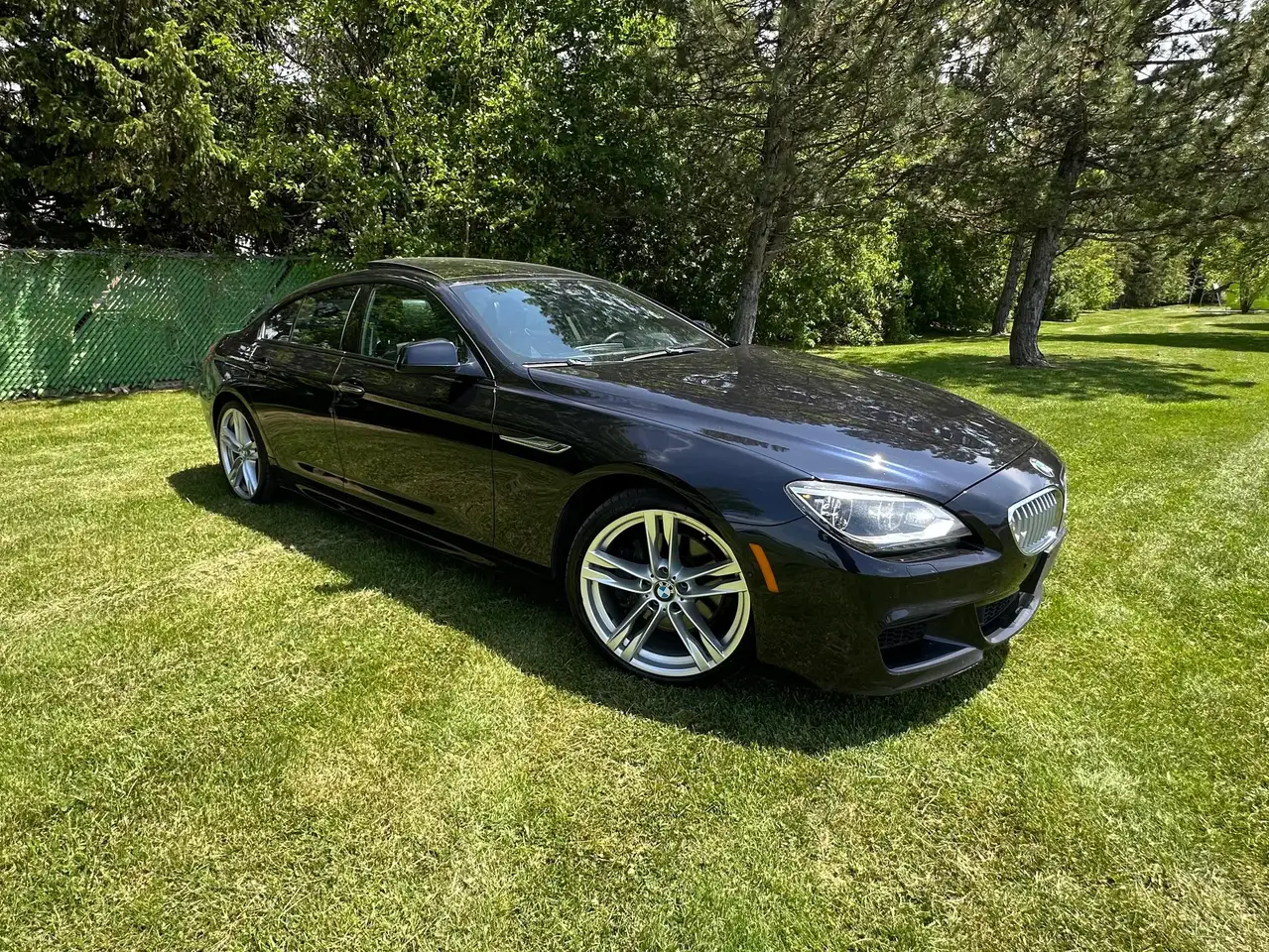 BMW 6 Series снимка BMW 6 Series