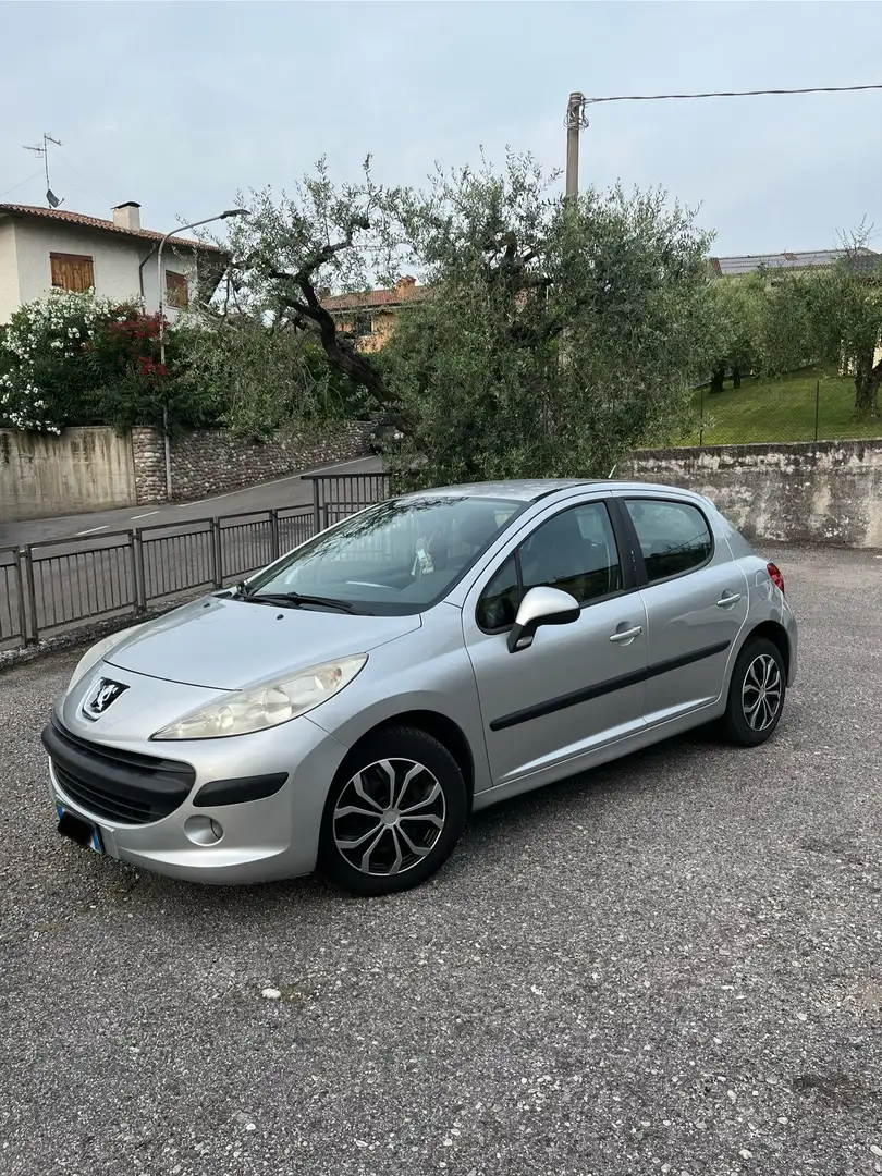 Peugeot 207 SI NEOPATENTATI - 1