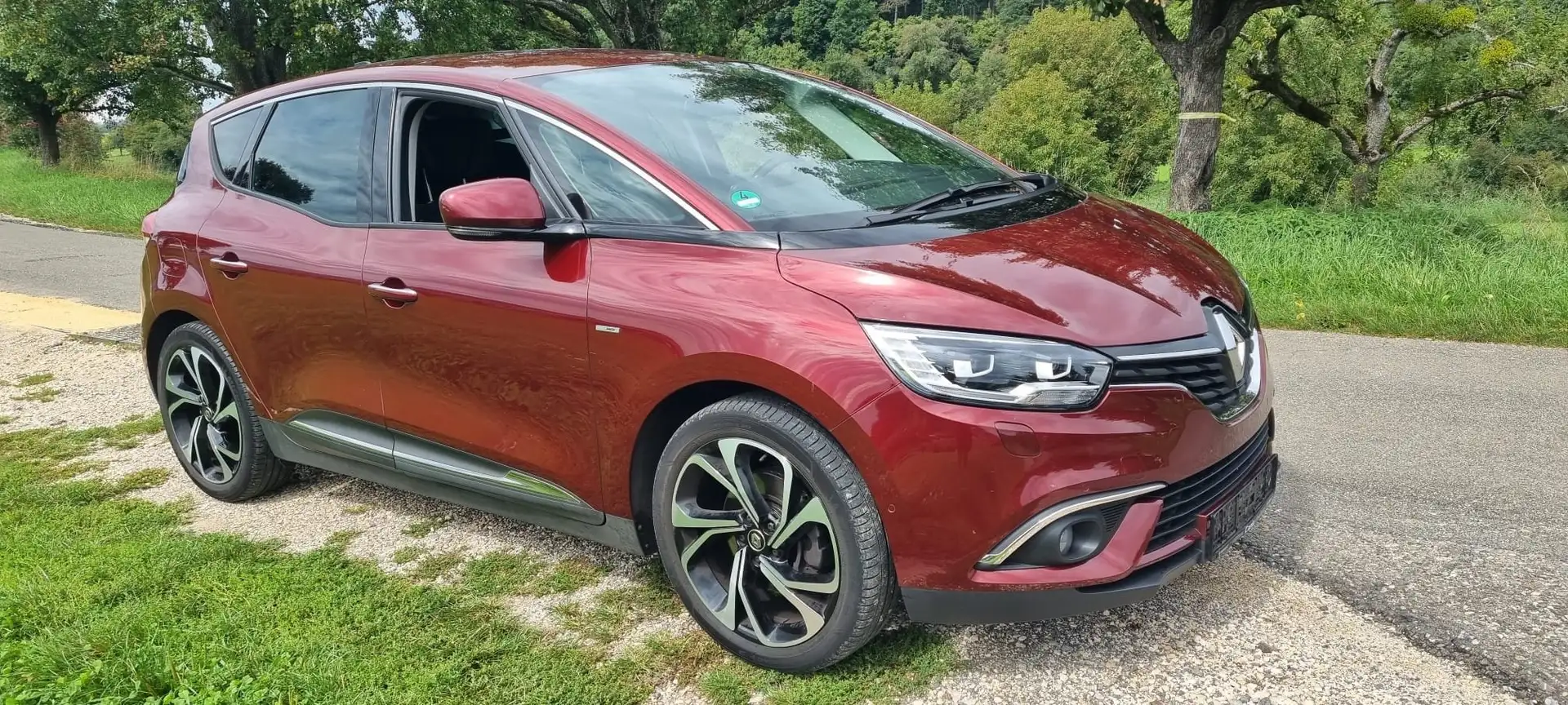 Renault Scenic BOSE Edition Head-UP NAVI ACC Automatik Massage 20 Rot - 1