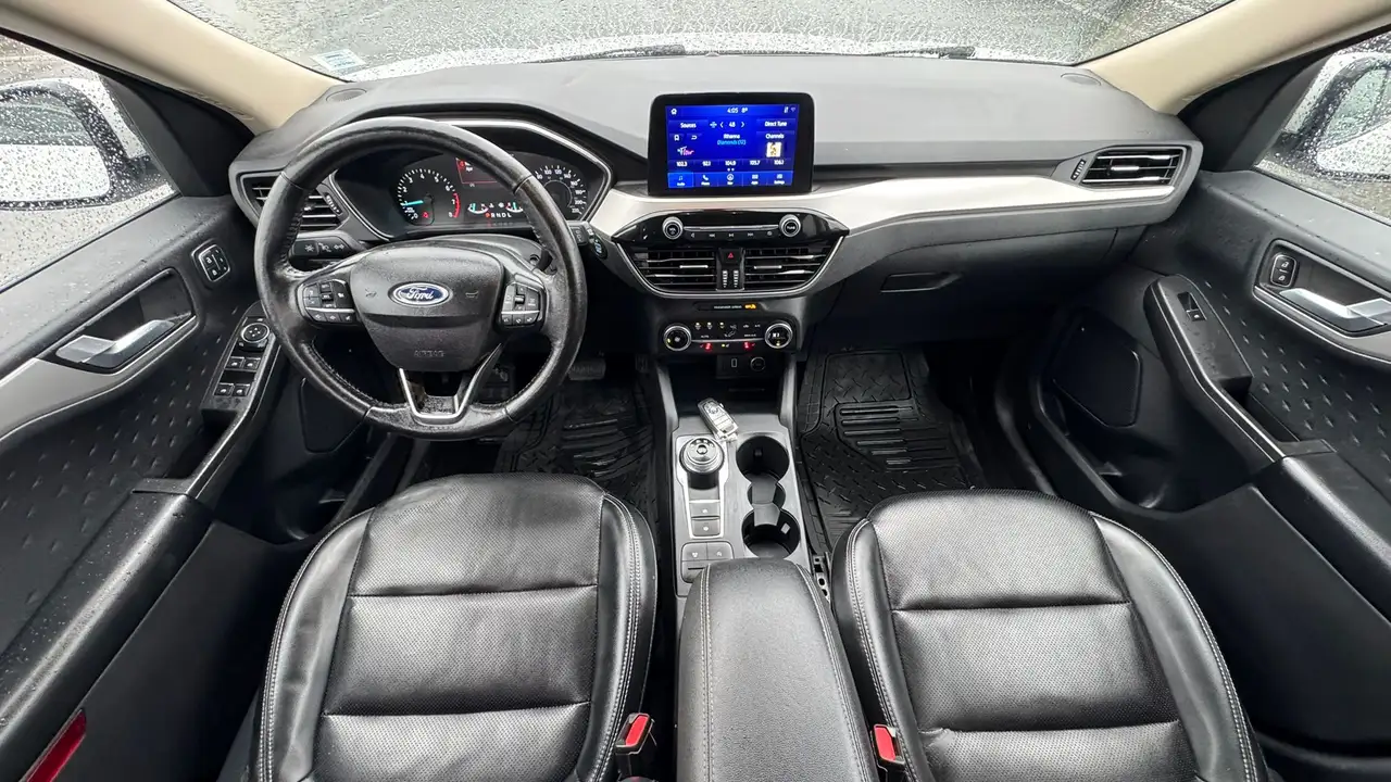 Ford Escape снимка Ford Escape