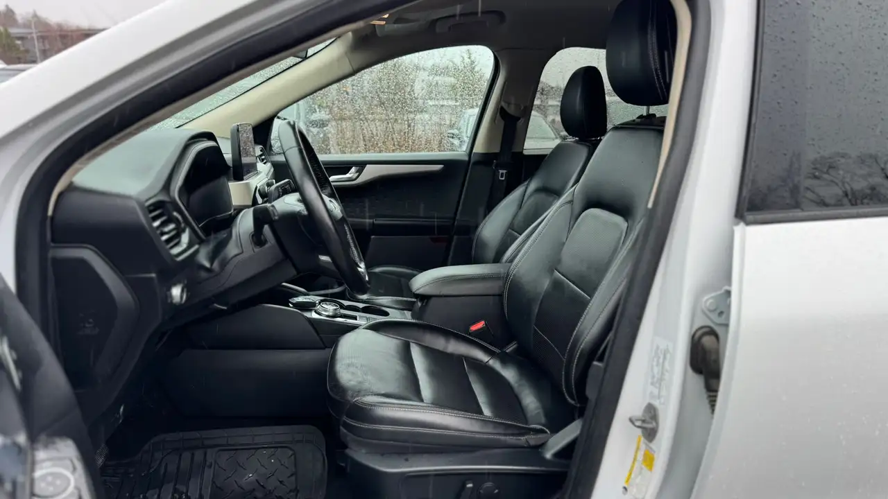 Ford Escape снимка Ford Escape