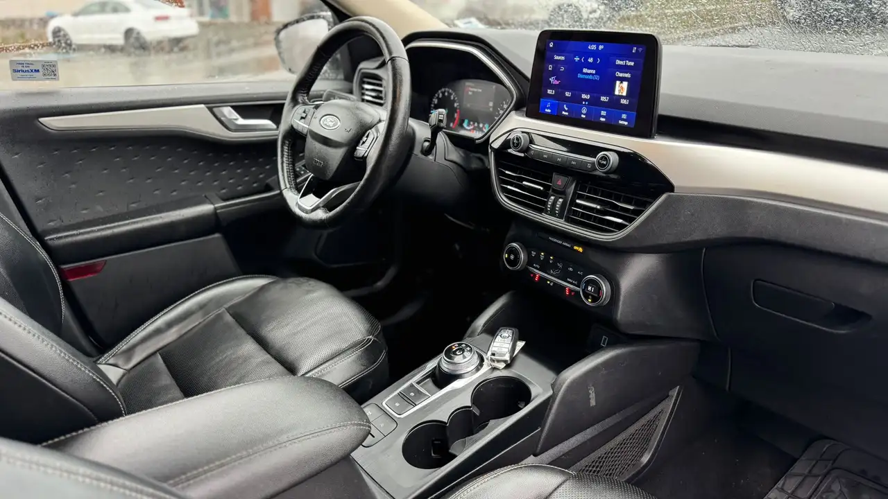 Ford Escape снимка Ford Escape