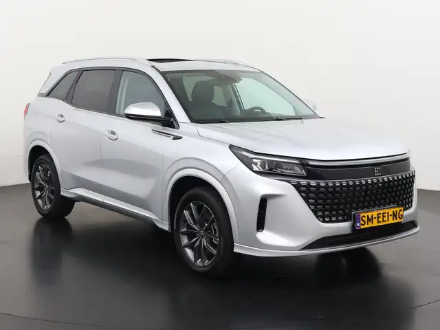DFSK E5 view 30