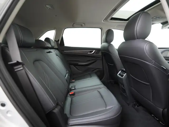 DFSK E5 view 27