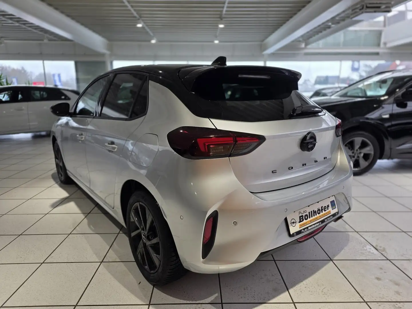 Opel Corsa 1.2 GS AT8/NAVI/SHZ+LHZ/PDC v+h+CAM/ALLWETTER Silber - 2