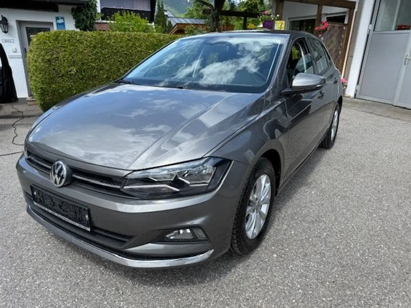 Volkswagen Polo VI Highline Climatron. 8-fach, Kamera Grau - 1