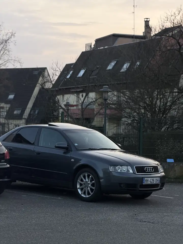Audi A4 1.6i