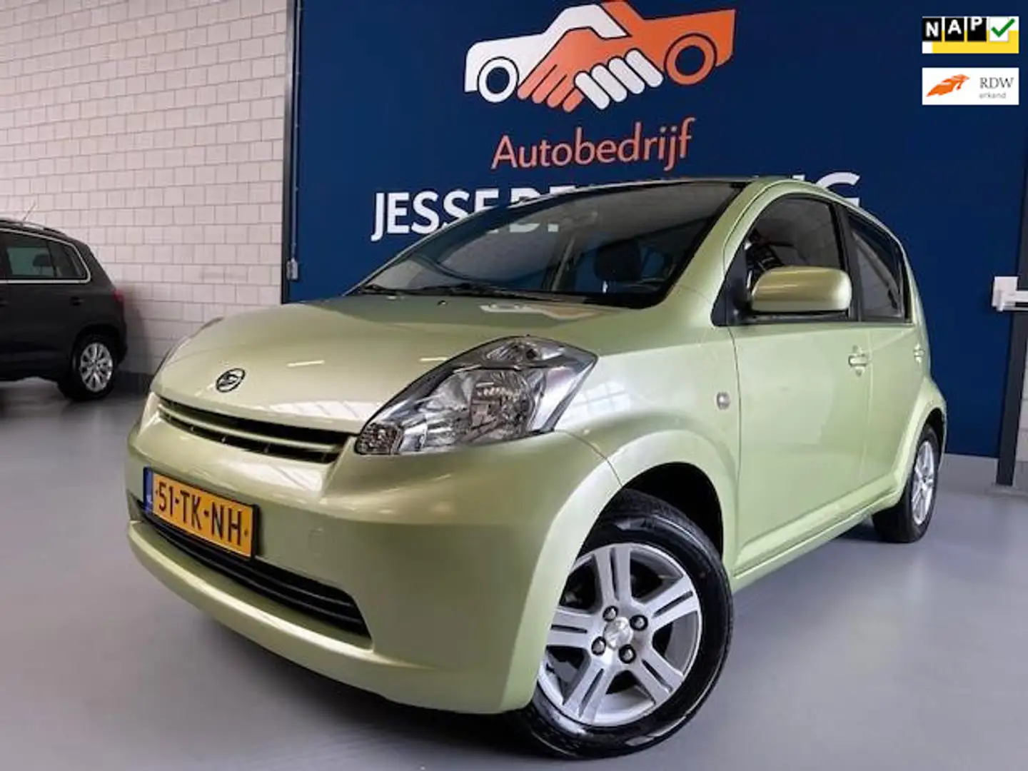 Daihatsu Sirion 2 1.0-12V Trend,bj.2006,NAP met 133.804 km. APK to Verde - 1