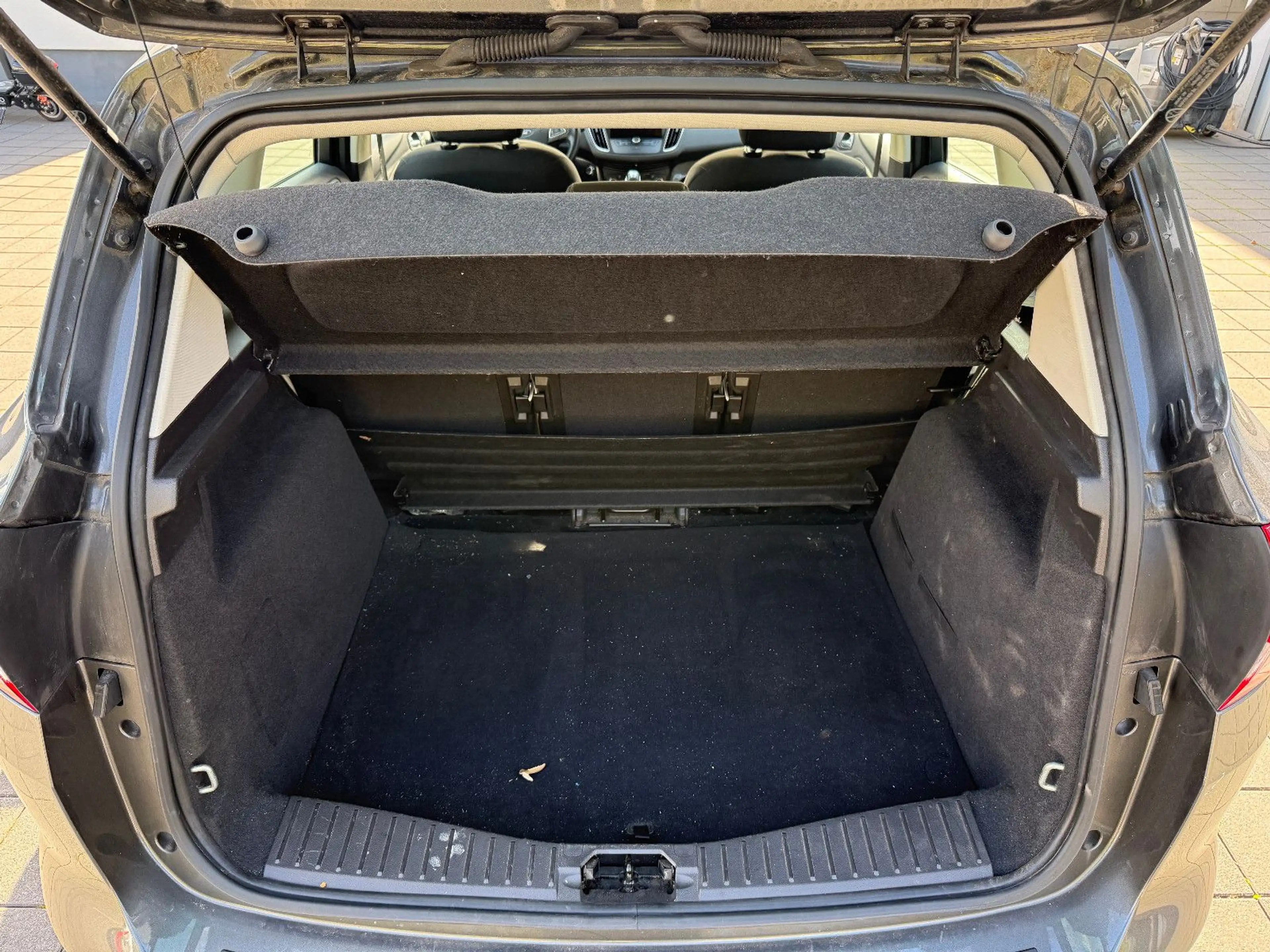 Ford C-Max C-MAX Titanium*SCHECKHEFT+KAMERA+NAVI+ALLWETTER* — photo 8