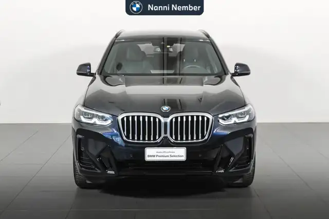 BMW X3 view 2