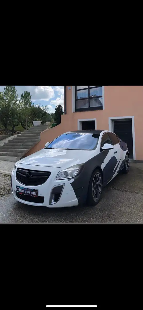 Opel Insignia OPC 4x4 Weiß - 1