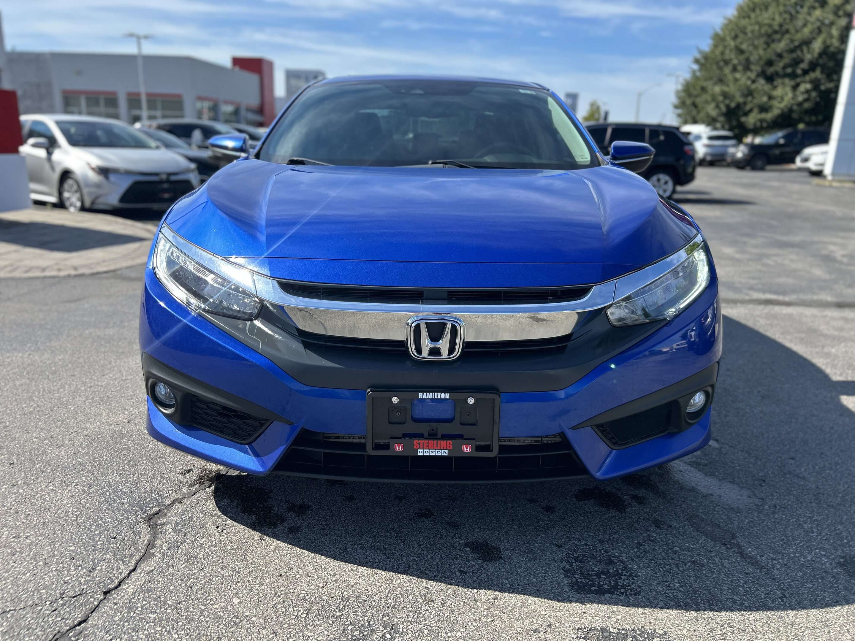 2018 Honda Civic Touring | Sunroof | Leather | Backup Camera — снимка 1
