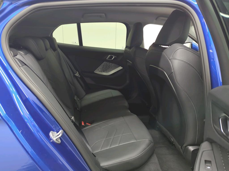 BMW 120 1-serie M Sport Design Edition | 18" | Privacy Gla — photo 10