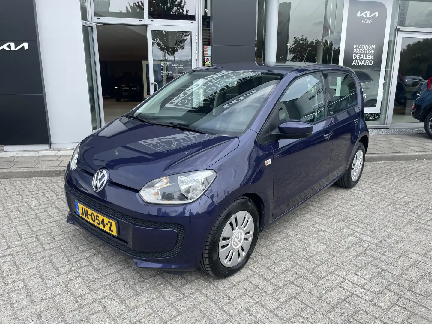 Volkswagen up! 1.0 move up! BlueMotion // 42.000Km // Perfecte St Blauw - 2