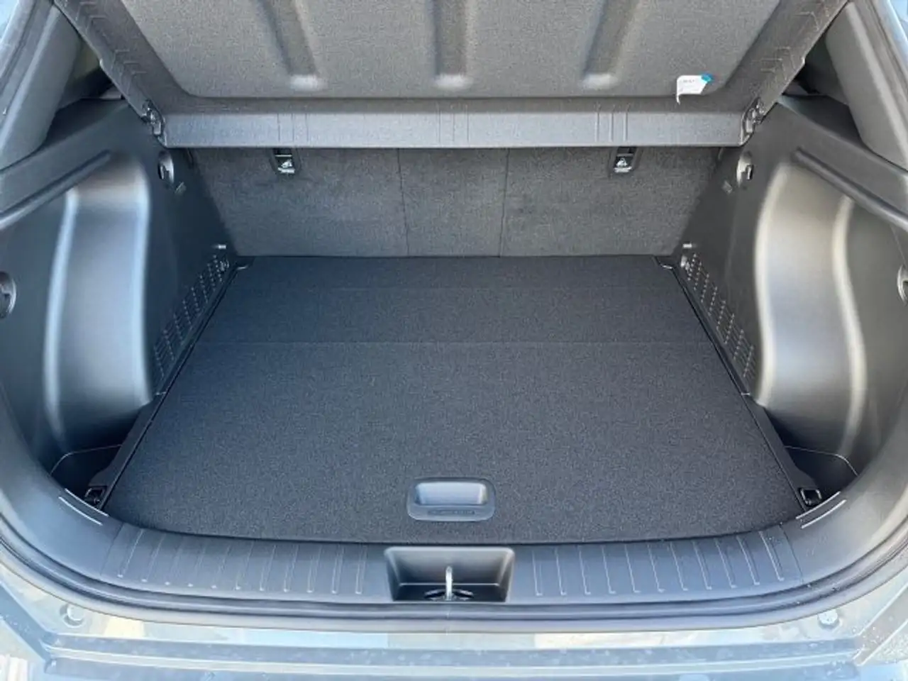 Hyundai KONA 65,4kWh N-Line el. Heckklappe 12