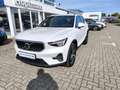 Volvo XC40 B3 Benzin Aut. / ACC / BLIS mit WKR Weiß - thumbnail 1