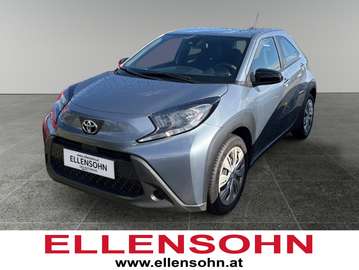 AYGO X 1,0 l Play mit Sitzheizung