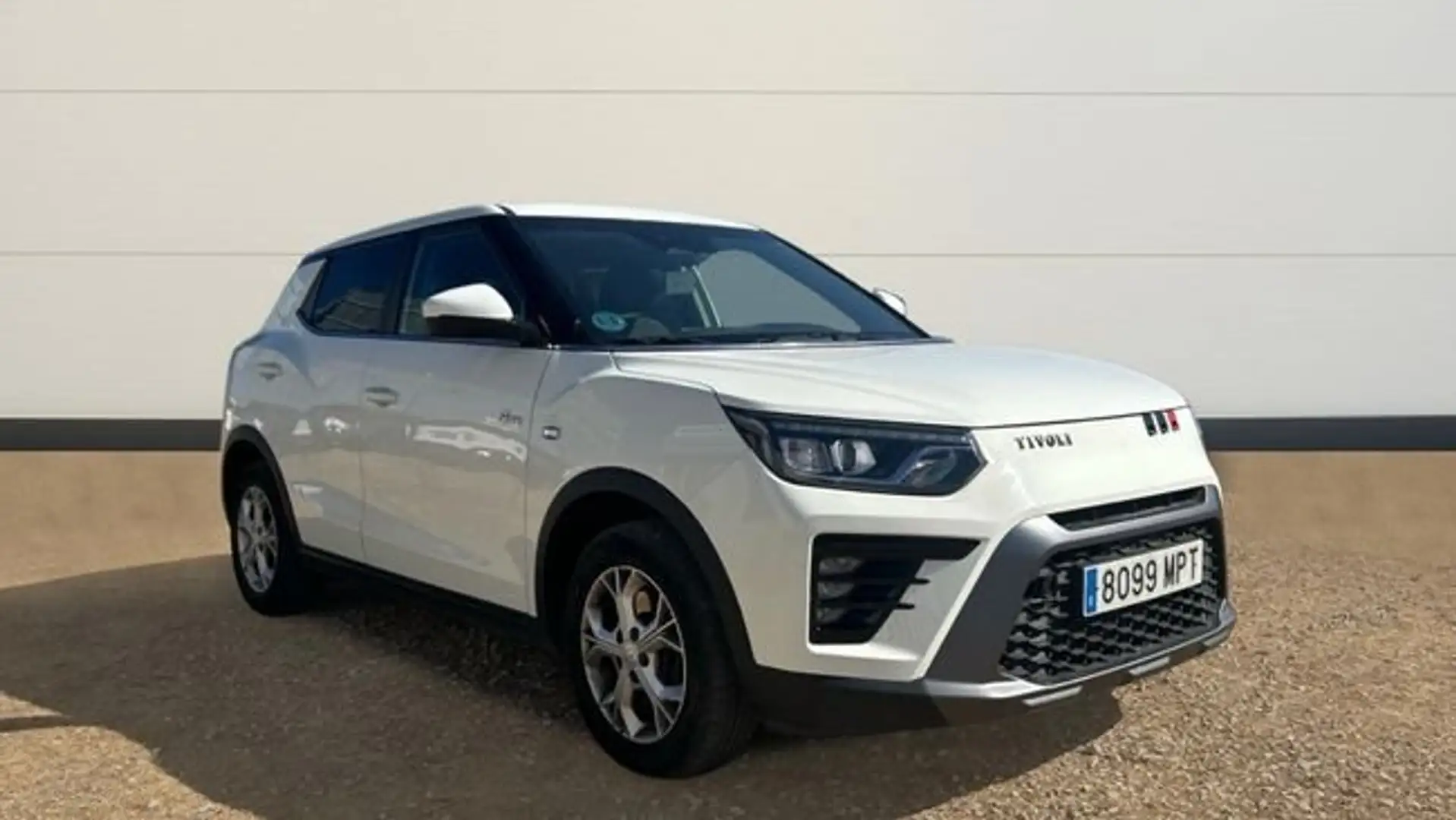 SsangYong Tivoli 1.5 G15T URBAN PLUS 163 5P Blanco - 1