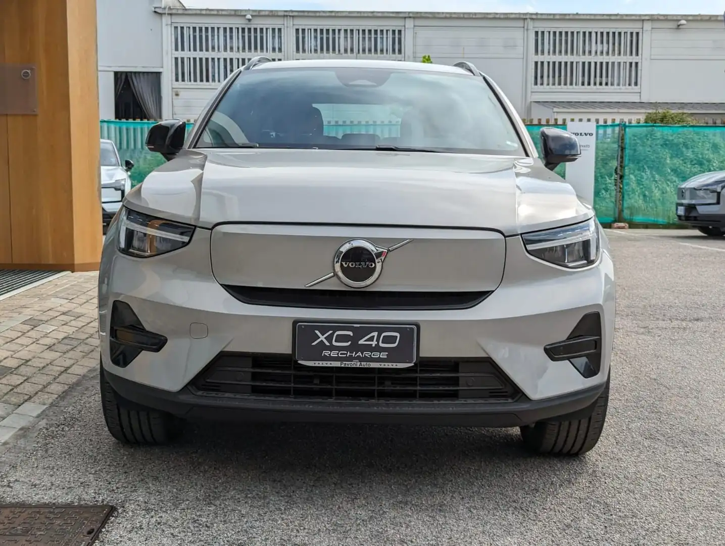 Volvo XC40 Recharge Pure Electric Single Motor RWD Core Argento - 1