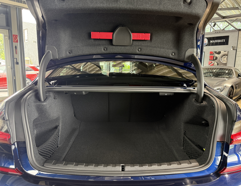 BMW 340 i xDrive*HEADUP*KAMERA*LASER*HARMAN KARDON — photo 11
