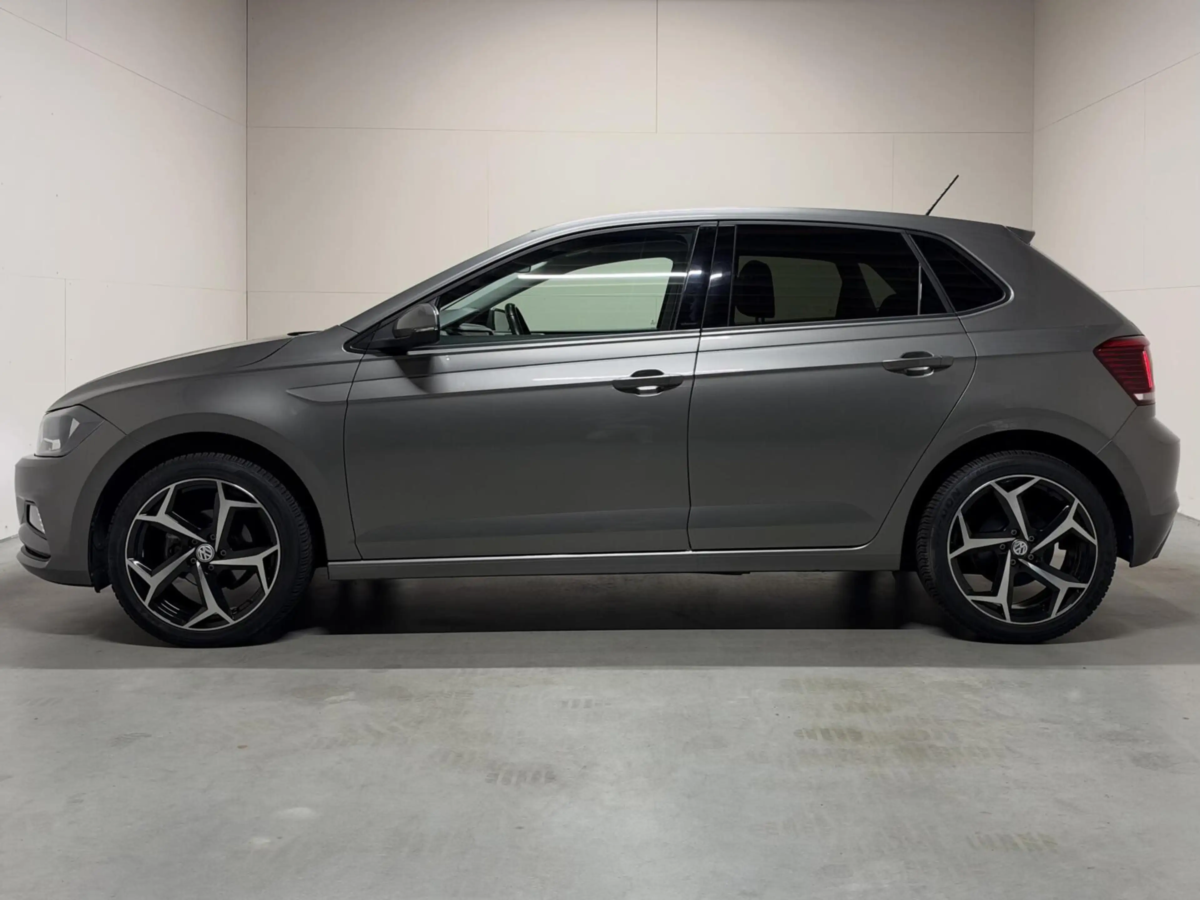 Volkswagen Polo 1.0 TSI 17” R-Line DSG CarPlay Stoelverwarming — photo 10