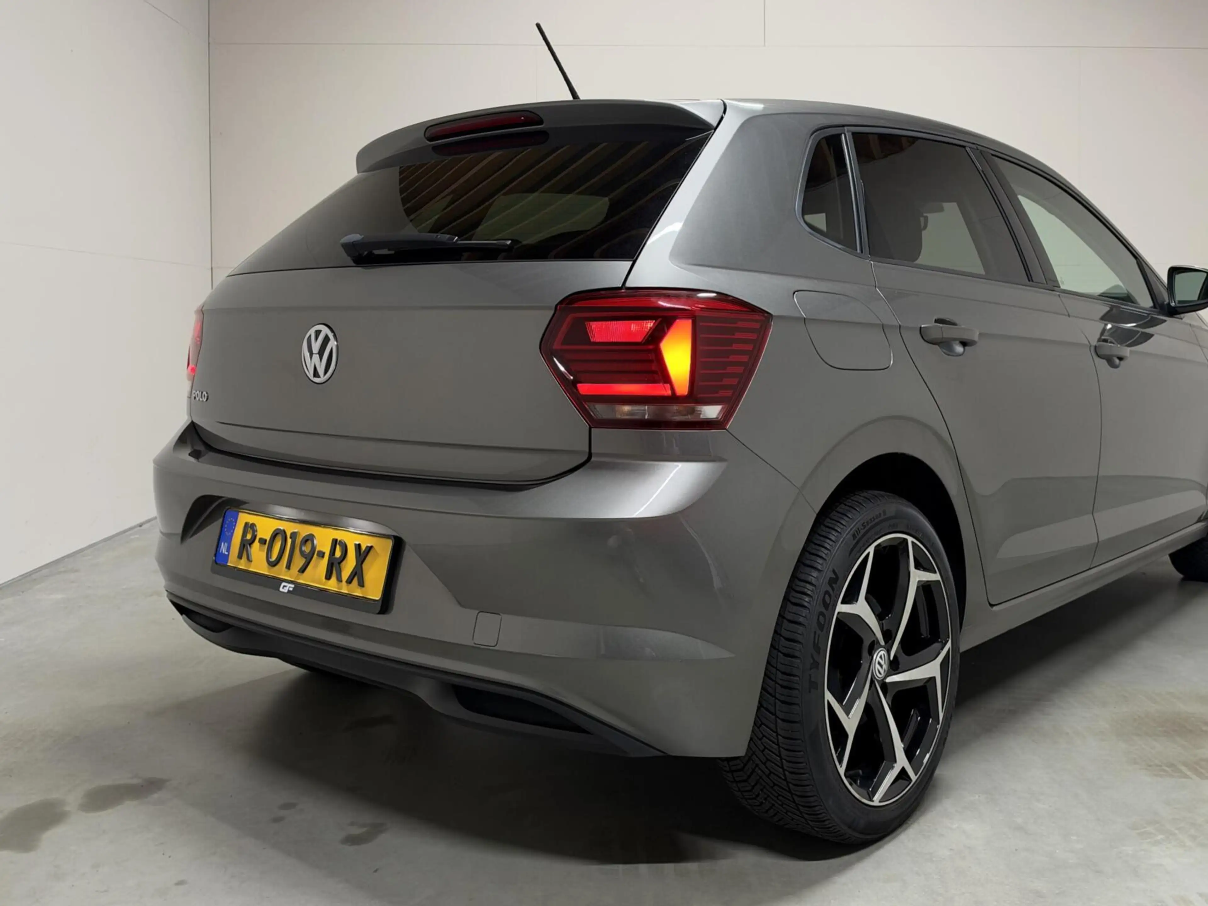 Volkswagen Polo 1.0 TSI 17” R-Line DSG CarPlay Stoelverwarming — photo 37