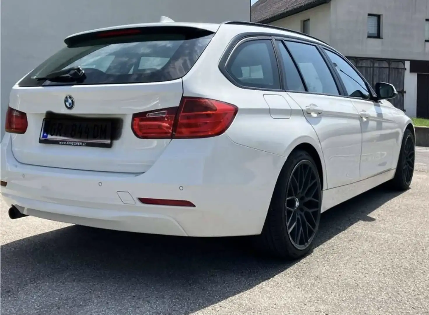 BMW 318 318d Touring Weiß - 2