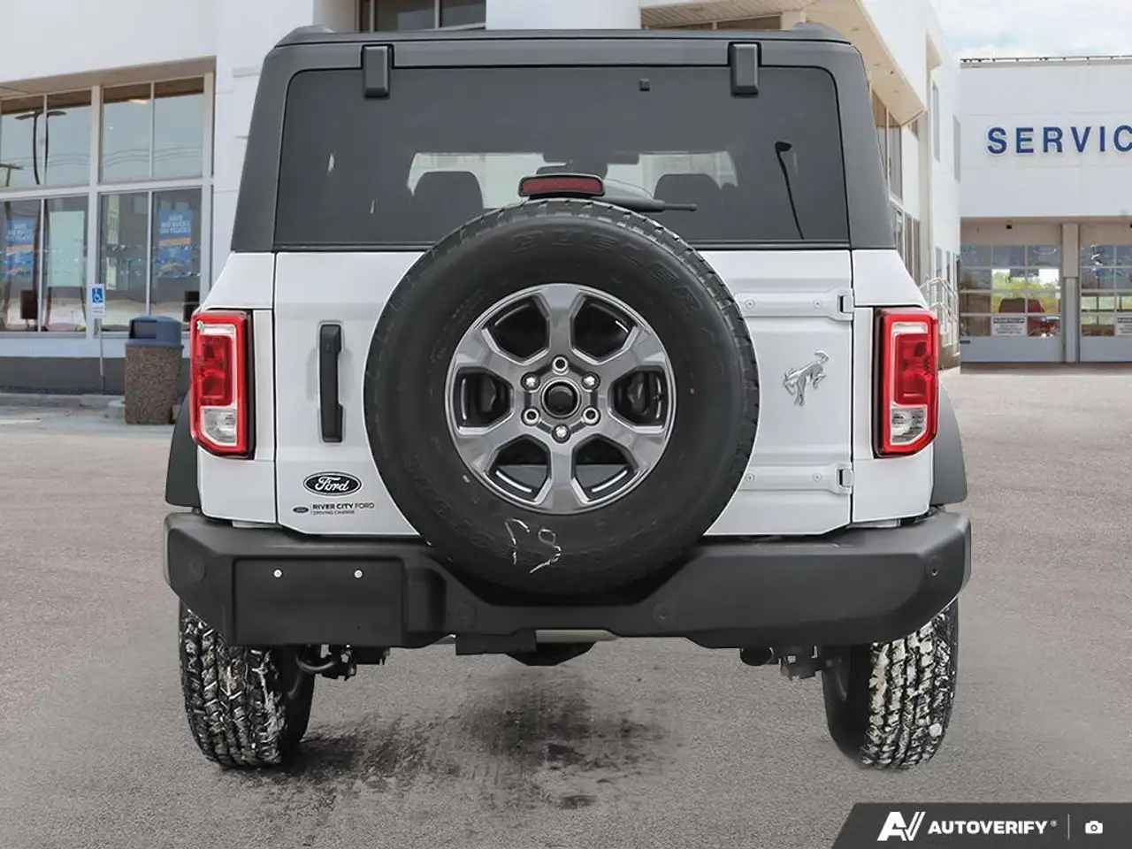 Ford Bronco снимка Ford Bronco