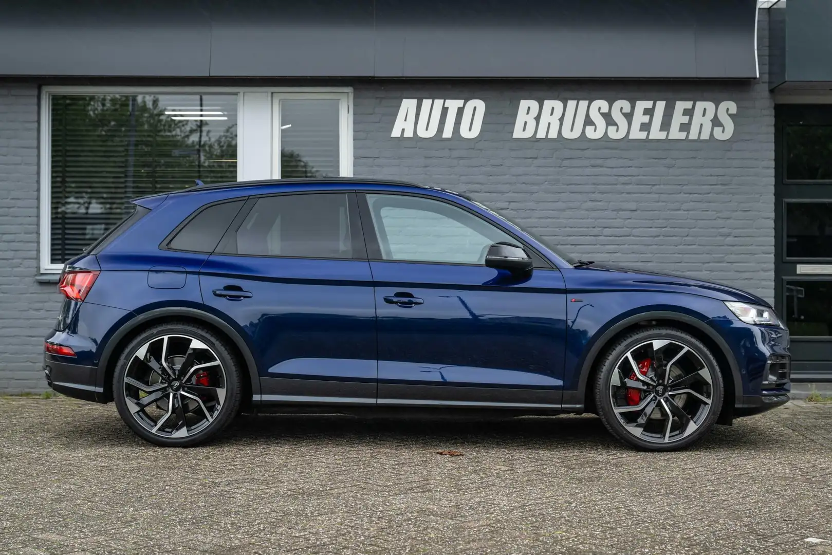 Audi Q5 50 TFSI e S edition Competition Blu/Azzurro - 2