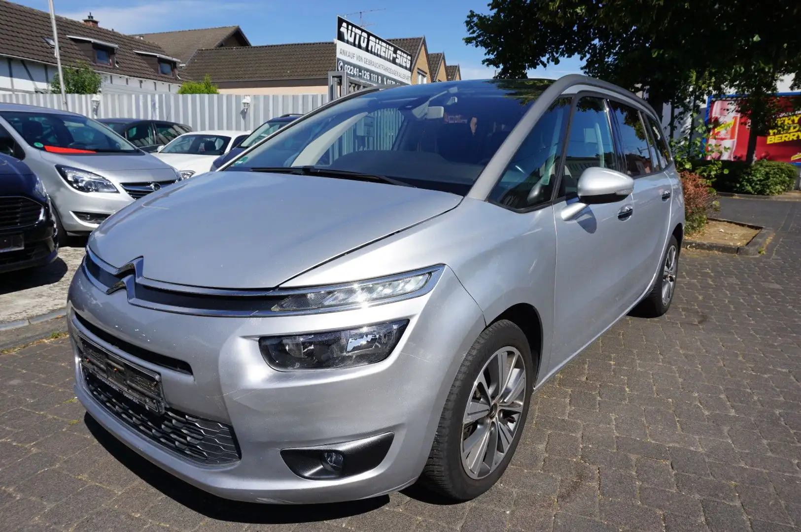 Citroen C4 Picasso 2-Hand / 7 SItzer / Navi / Kamera !!! - 1