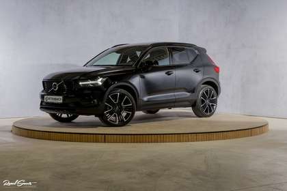 Volvo XC40 2.0 B4 R-Design | Panorama dak | Adaptieve cruise