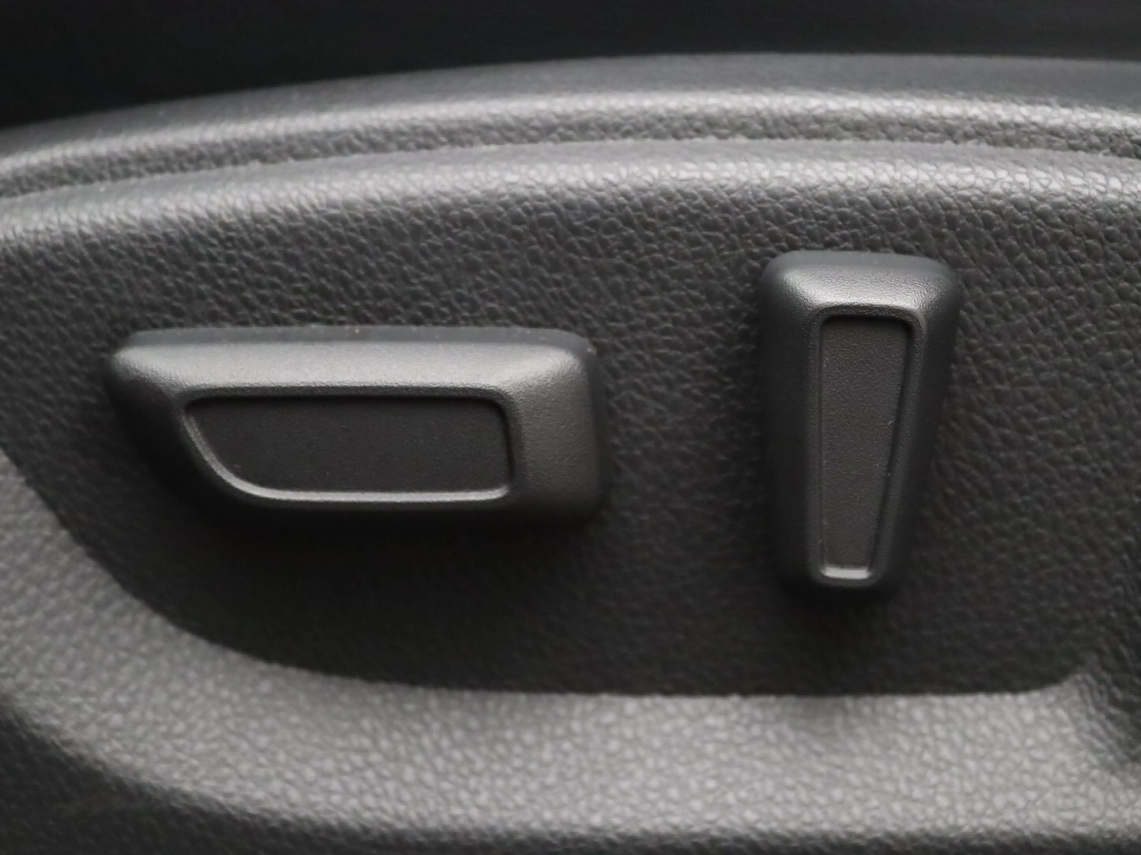 Mitsubishi Eclipse Cross 187pk PHEV Intense+ Camera | Cruise | Navi | Parke — photo 28