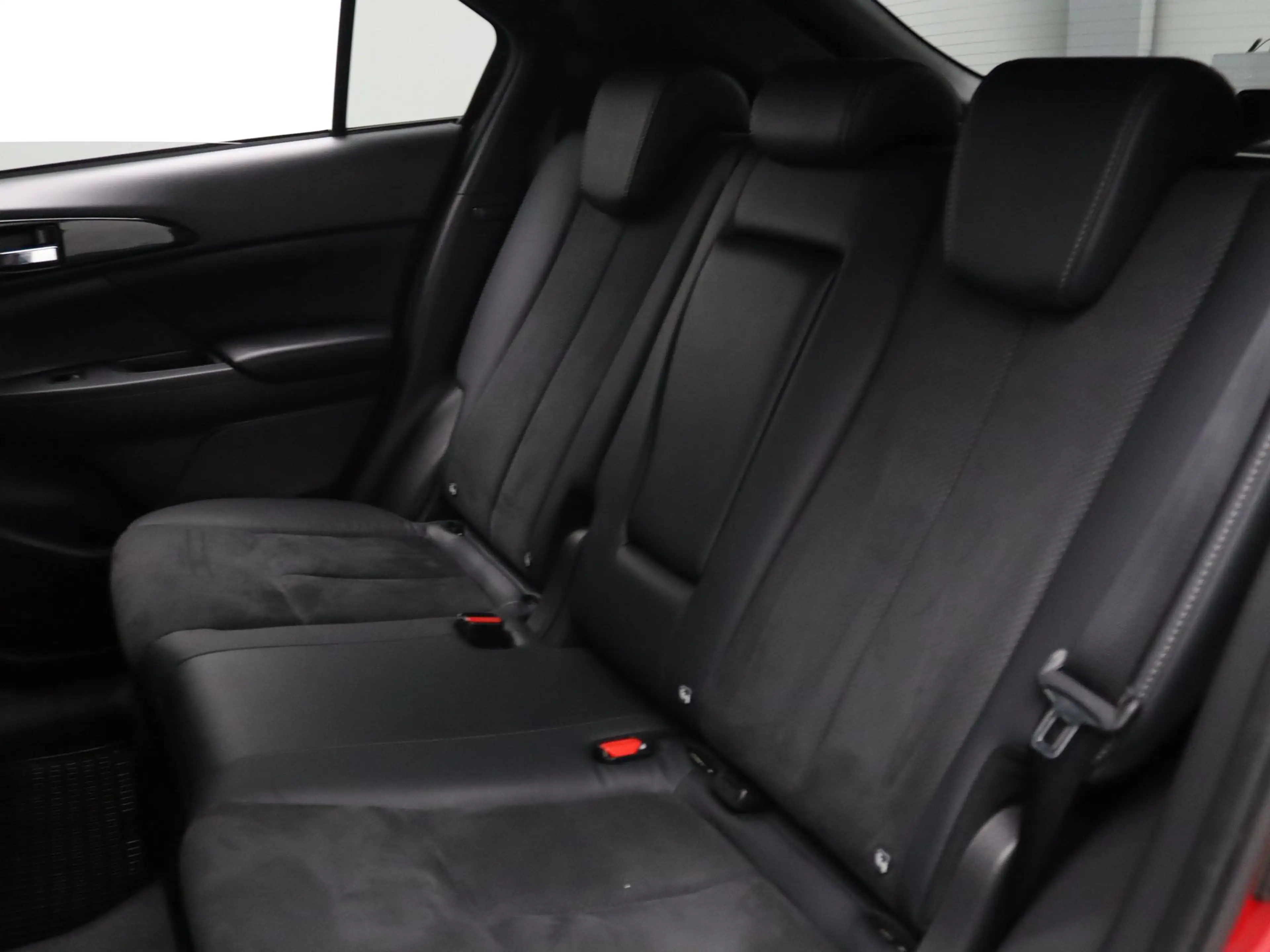 Mitsubishi Eclipse Cross 187pk PHEV Intense+ Camera | Cruise | Navi | Parke — photo 32