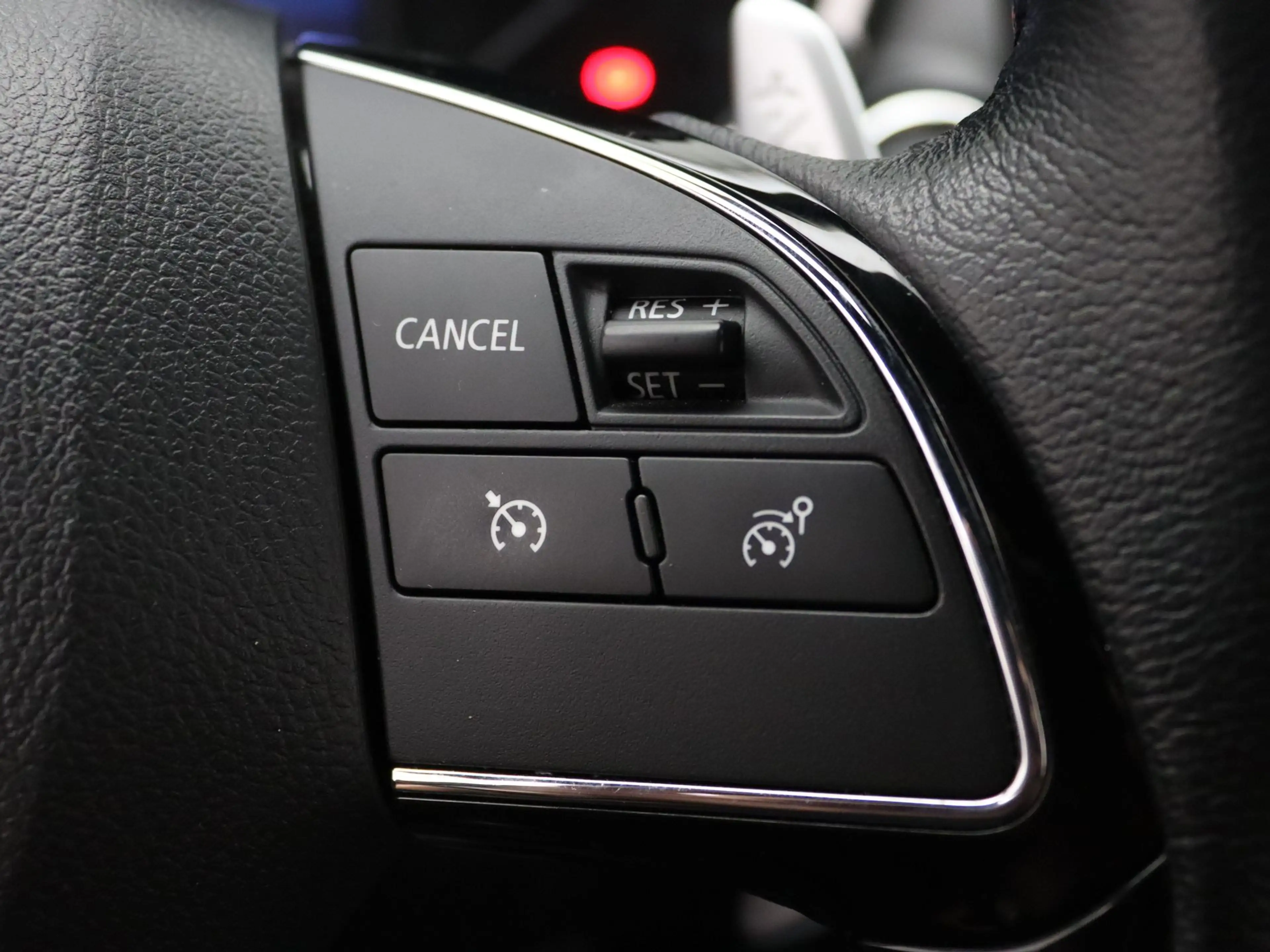 Mitsubishi Eclipse Cross 187pk PHEV Intense+ Camera | Cruise | Navi | Parke — photo 15