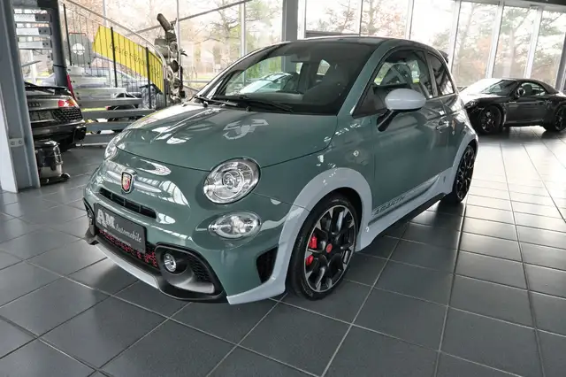 Abarth 695 70th Anniversario BEATS Navi Zahnriemen Neu