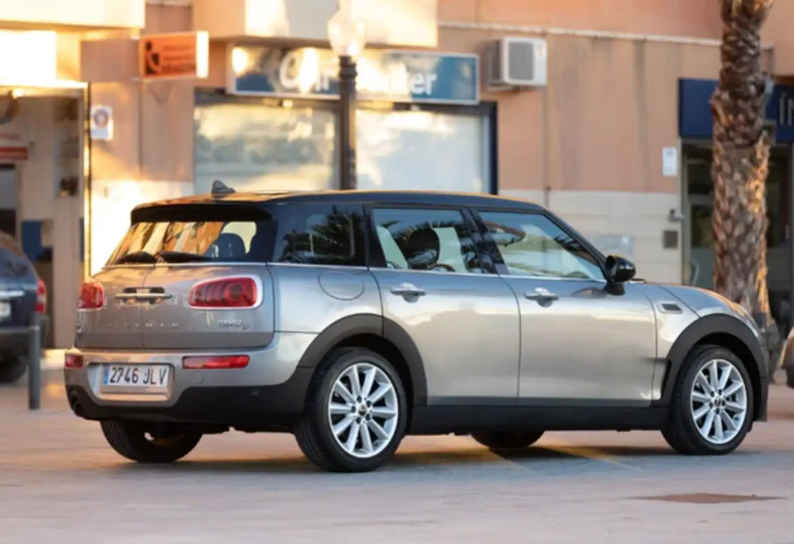 MINI Cooper D Aut. Gris - 2