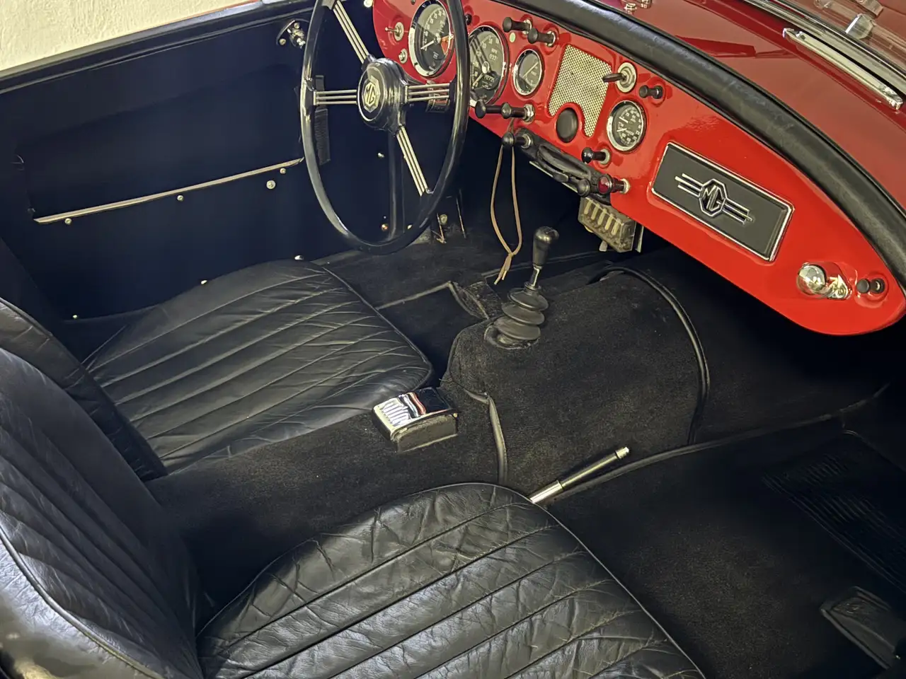 MG MGA 1.5 Roadster org. Speichenräder TÜV NEU, foto 10