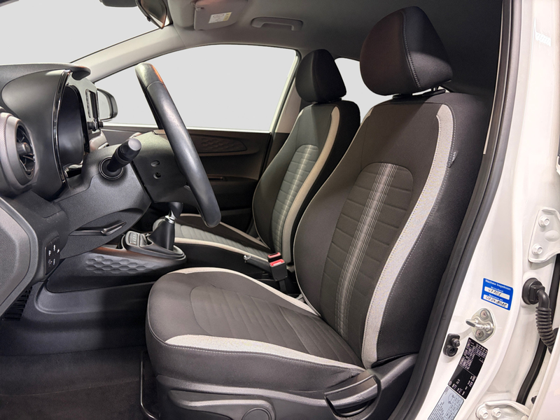 Hyundai i10 1.0 Edition 30+ CAM LED Sitzh Carplay Navi — photo 10