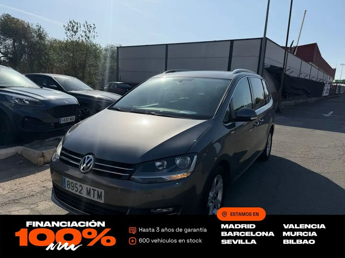 Volkswagen Sharan 2.0 TDI 140cv DSG Advance BMotion Tech Gris - 1
