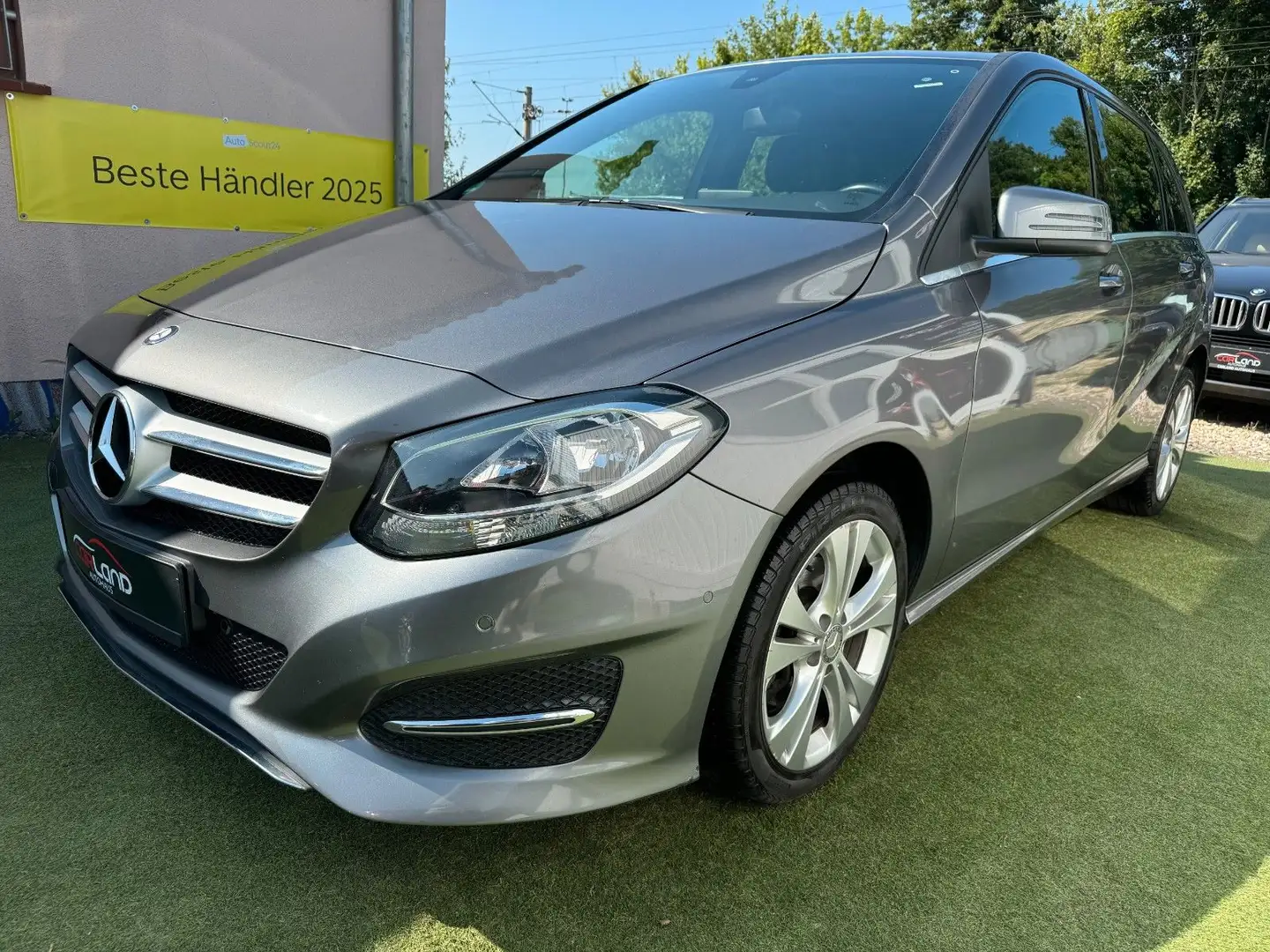 Mercedes-Benz B 180 B -Klasse B 180 URBAN -2.Hand-Voll S.heft! Grau - 2