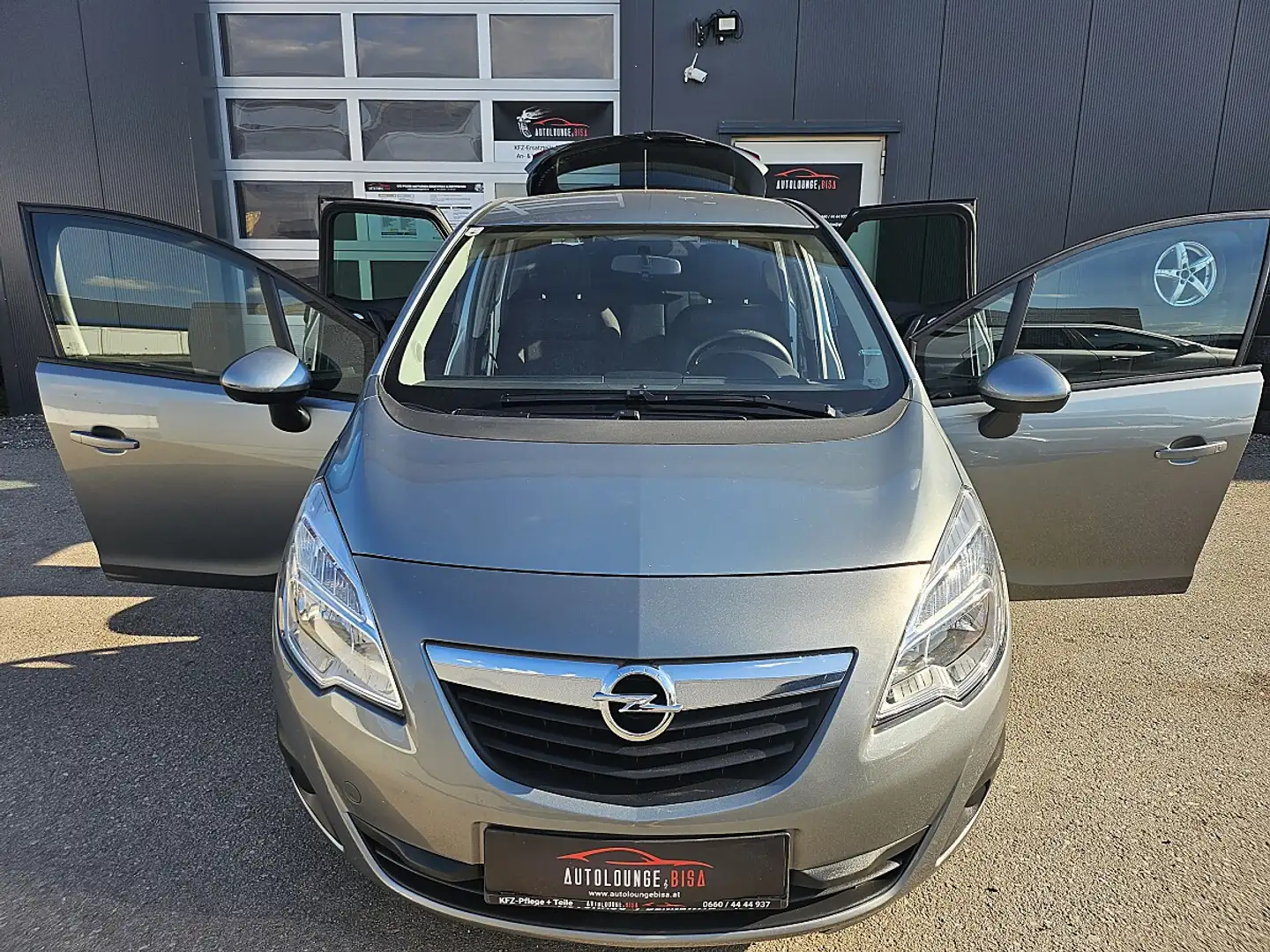 Opel Meriva 1,4i Edition, Pickerl:03/2027, Klimatronic,2.Be... Silber - 2